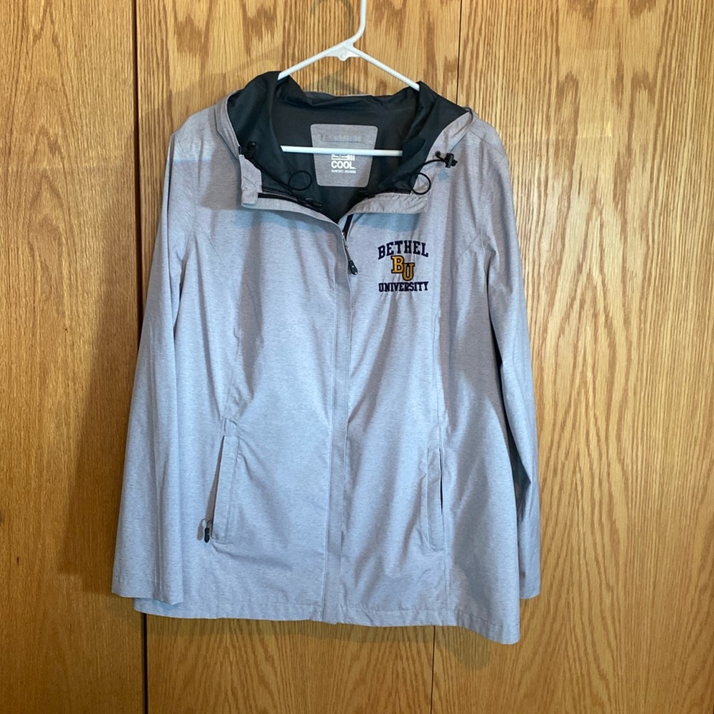 Bethel University (BU) light weight jacket. Gray and Navy. Size XXL. Like new.